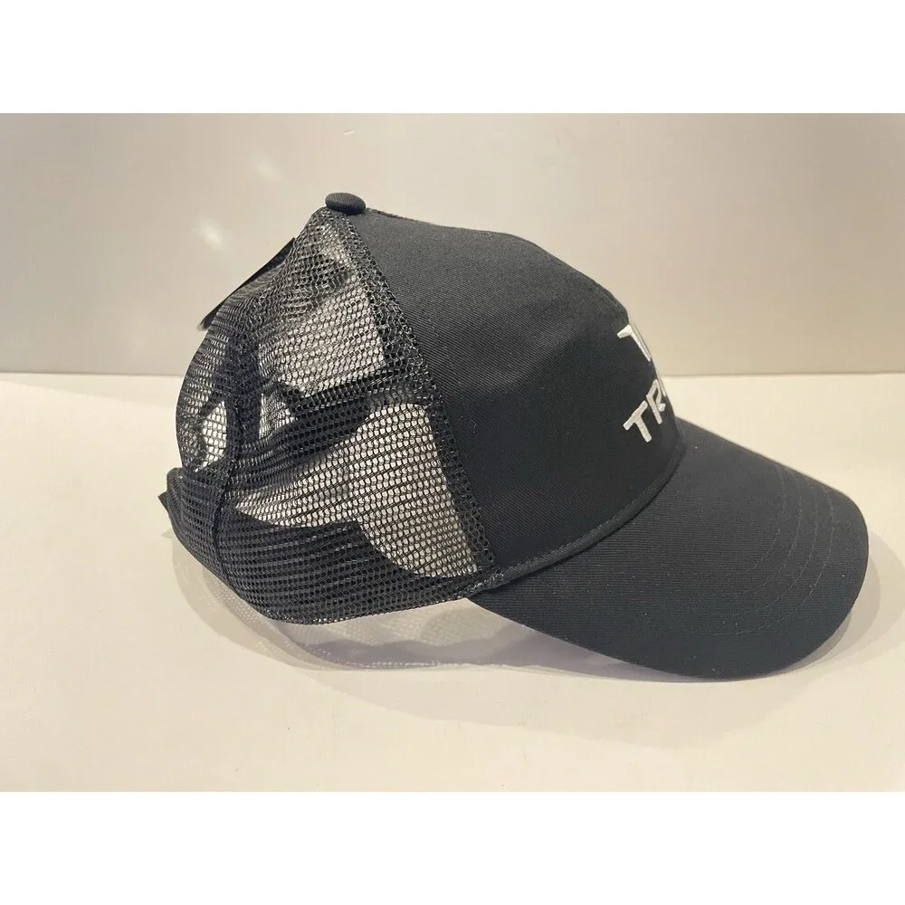 True Hat Trucker Adult Size Adjustable strap Black white NEW NWT